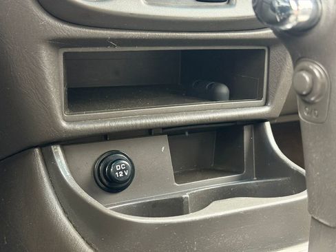 Used 2003 Nissan Sentra GXE image 30
