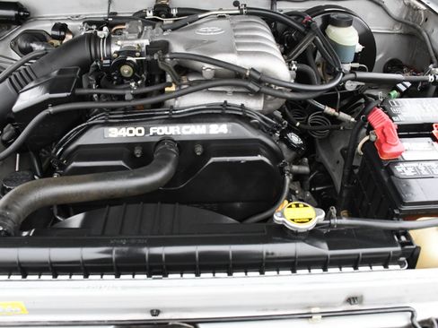 Used 2003 Toyota Tacoma PreRunner image 19