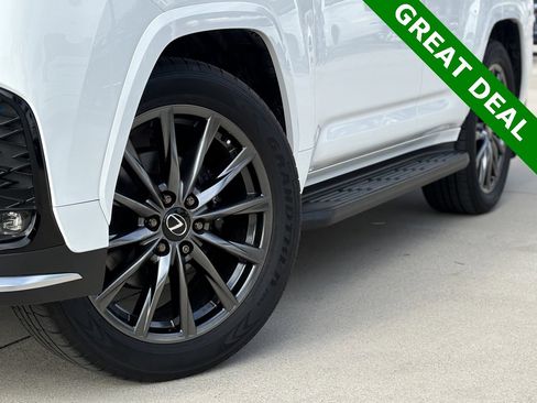 Used 2024 Lexus LX 600 F Sport image 11