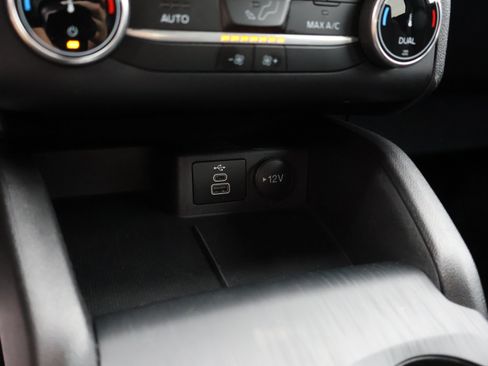 Used 2025 Ford Escape ST-Line AWD/4WD image 21