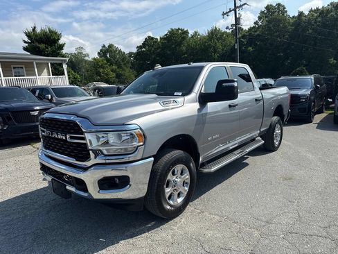 Used 2024 RAM 2500 Big Horn w/ Safety Group AWD/4WD image 1