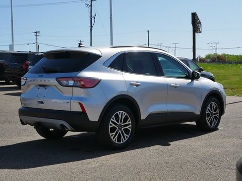 Certified 2020 Ford Escape SEL AWD/4WD image 3