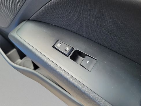 Used 2017 Hyundai Elantra Value Edition FWD image 22