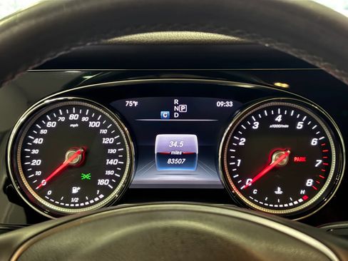 Used 2018 Mercedes-Benz E 400 Coupe image 26