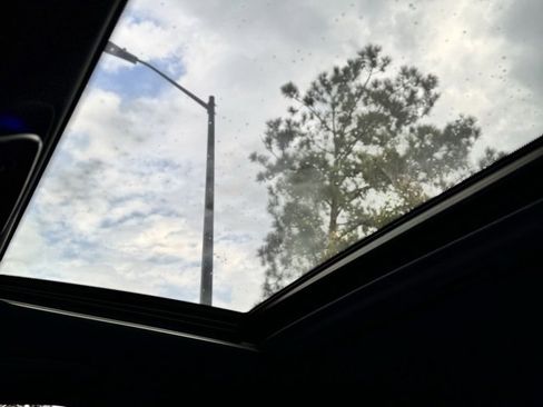 Used 2024 Mercedes-Benz C 300 Sedan image 46