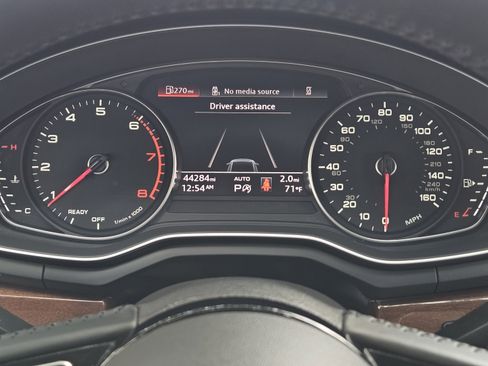 Used 2020 Audi A4 2.0T Premium w/ Convenience Package FWD image 8