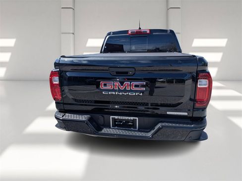 Used 2024 GMC Canyon Elevation w/ Convenience Package image 5