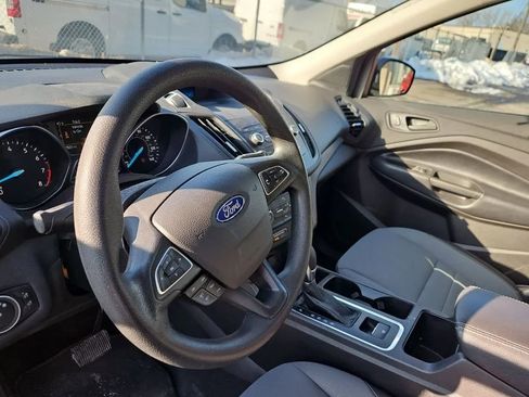 Used 2019 Ford Escape S image 20