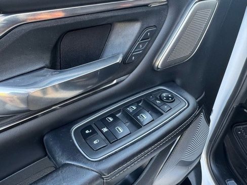 Used 2021 RAM 1500 Limited w/ Night Edition image 9