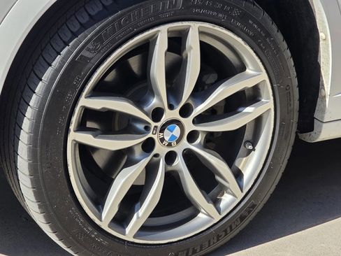 Used 2016 BMW X4 xDrive28i image 9