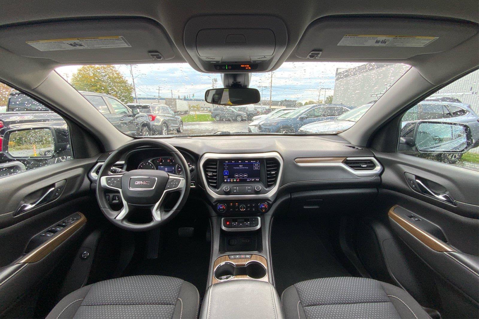 Used 2022 GMC Acadia SLE w/ Elevation Edition AWD/4WD image 31
