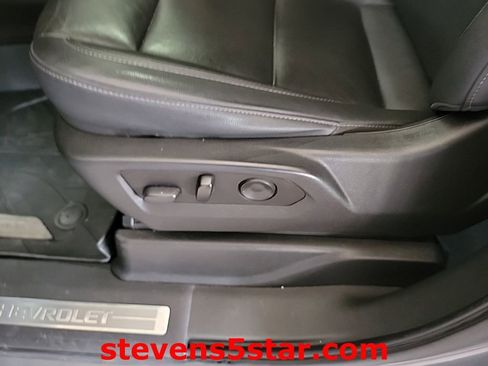 Used 2021 Chevrolet Tahoe Z71 w/ Luxury Package image 13