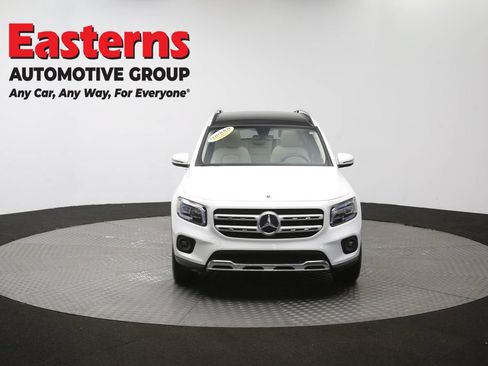 Used 2021 Mercedes-Benz GLB 250 4MATIC w/ Premium Package image 55