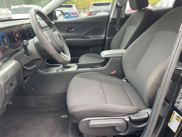 Certified 2024 Hyundai Kona SE FWD image 13
