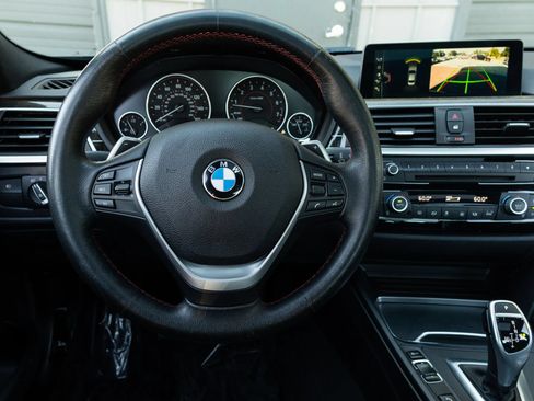 Used 2017 BMW 330i xDrive Sedan AWD/4WD image 15