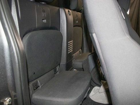 Used 2023 Nissan Frontier S w/ Technology Package image 19