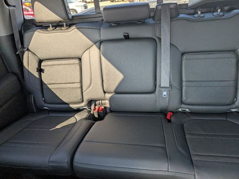 Used 2022 GMC Sierra 2500 Denali w/ Denali Ultimate Package image 21