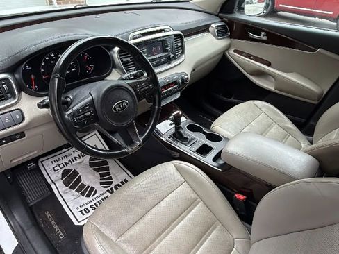 Used 2016 Kia Sorento EX w/ EX Premium Package image 22
