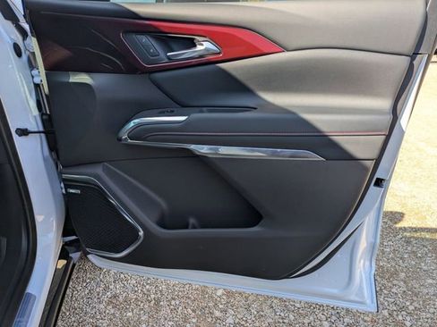 New 2026 Chevrolet Traverse RS image 37