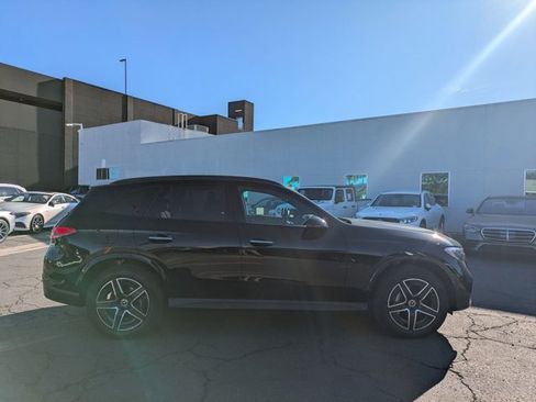 Certified 2025 Mercedes-Benz GLC 300 image 4