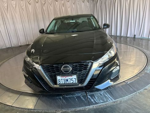 Used 2020 Nissan Altima 2.5 S FWD image 2