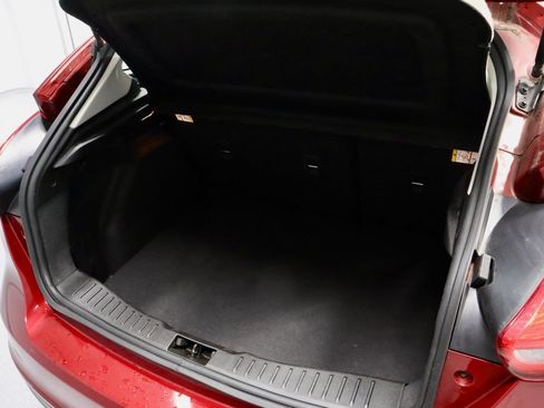 Used 2017 Ford Focus SE w/ Cold Weather Package FWD image 15