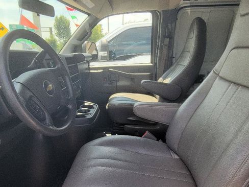 Used 2020 Chevrolet Express 2500 w/ Driver Convenience Package RWD image 8