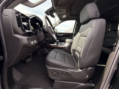 New 2026 GMC Sierra 1500 Elevation w/ Elevation Premium Package AWD/4WD image 13