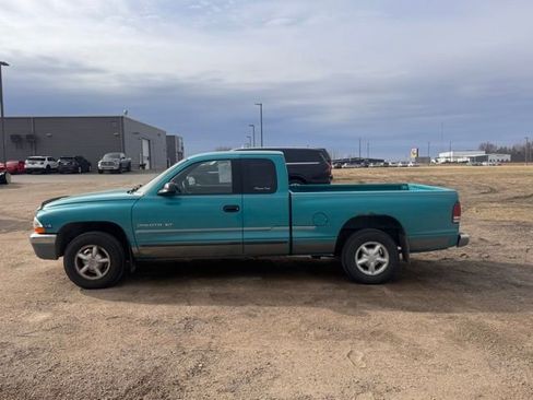 Used 1997 Dodge Dakota 2WD Club Cab image 11