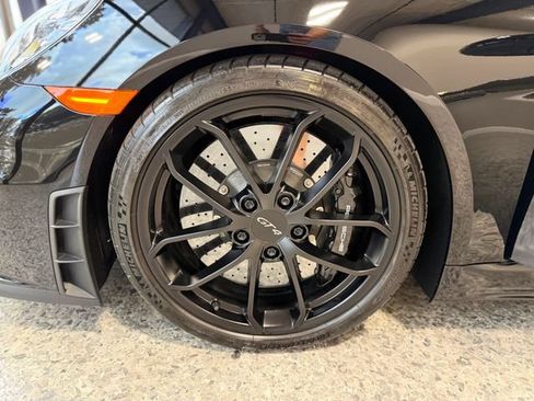 Used 2020 Porsche 718 Cayman GT4 RWD image 45