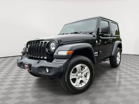 Used 2018 Jeep Wrangler Sport AWD/4WD image 1