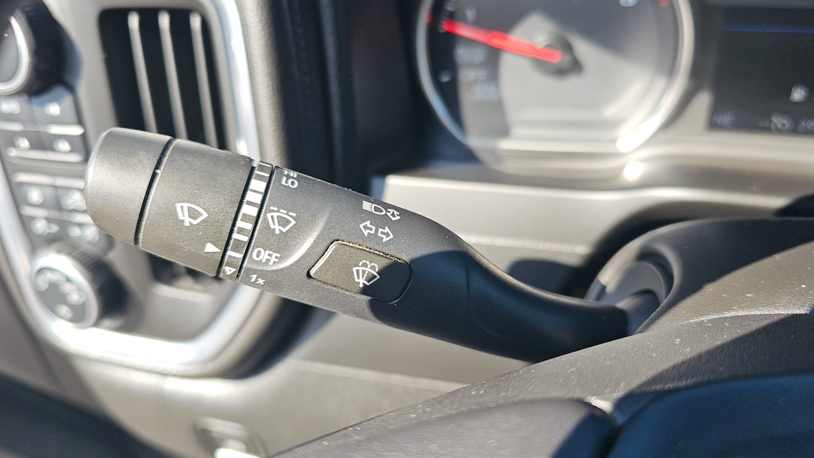 Used 2021 Chevrolet Silverado 1500 RST AWD/4WD image 13