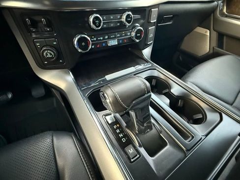 Used 2022 Ford F150 Lariat w/ Equipment Group 502A High image 26