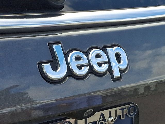 Used 2018 Jeep Compass Latitude w/ Popular Equipment Group AWD/4WD image 32