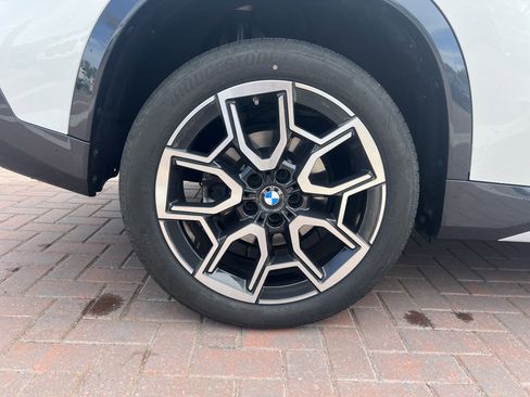 Certified 2025 BMW X1 xDrive28i AWD/4WD image 13