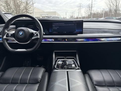 Certified 2023 BMW i7 xDrive60 image 16