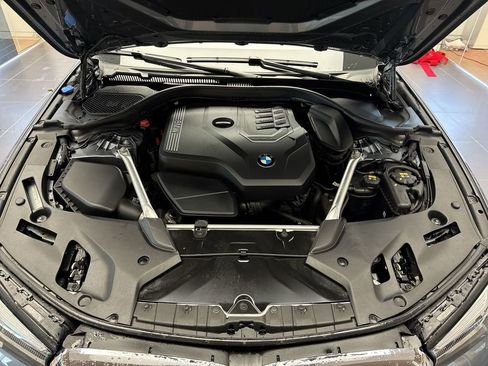 Used 2021 BMW 530i xDrive w/ Premium Package image 28