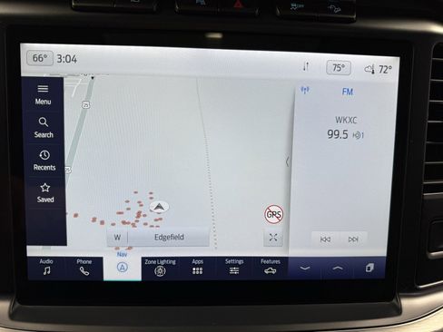 Used 2022 Ford F150 Lariat w/ Equipment Group 502A High image 23