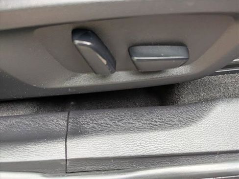 Used 2022 Mitsubishi Outlander SEL AWD/4WD image 13