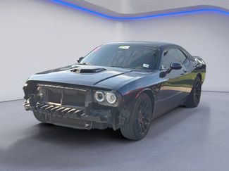 Used 2018 Dodge Challenger R/T RWD video 2