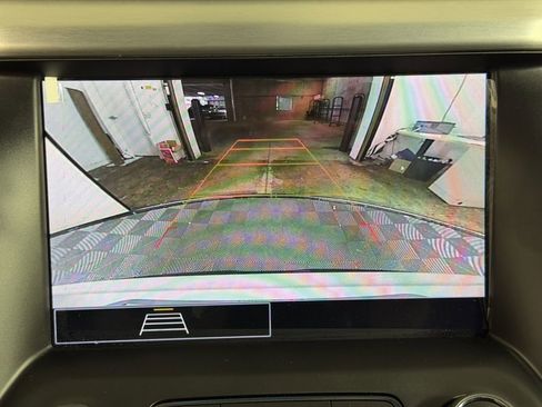 Used 2022 GMC Acadia SLE w/ Driver Convenience Package image 30