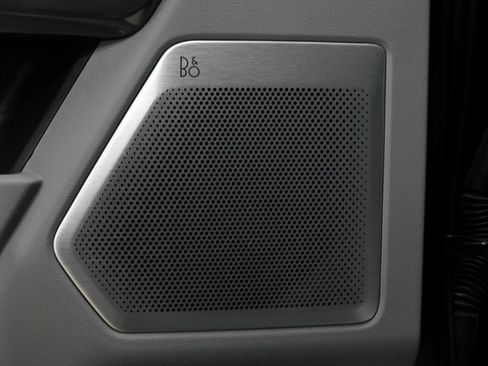 Used 2023 Ford F250 Limited w/ FX4 Off-Road Package image 30