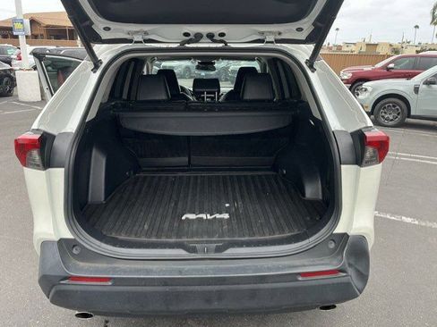 Used 2022 Toyota RAV4 XLE Premium FWD image 13