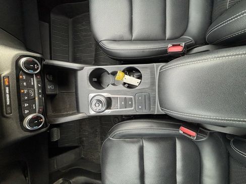 Used 2022 Ford Escape Titanium w/ Class II Trailer Tow Package image 20