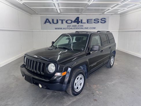 Used 2016 Jeep Patriot Sport w/ Power Value Group image 1