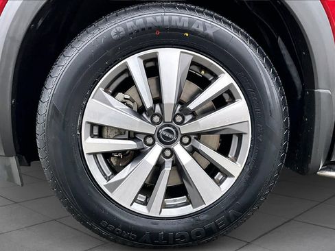 Used 2022 Nissan Pathfinder SL w/ Lighting Package (N92) image 10