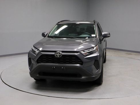 Used 2025 Toyota RAV4 XLE AWD/4WD image 5