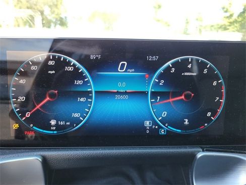 Certified 2022 Mercedes-Benz GLB 250 4MATIC image 24