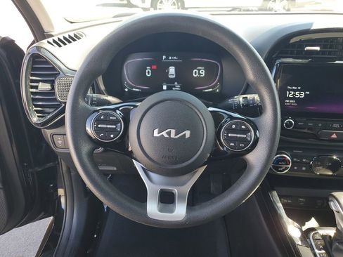 Used 2023 Kia Soul S image 21