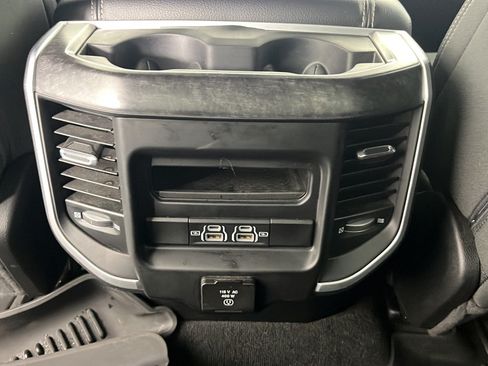 Used 2022 RAM 1500 Big Horn AWD/4WD image 24